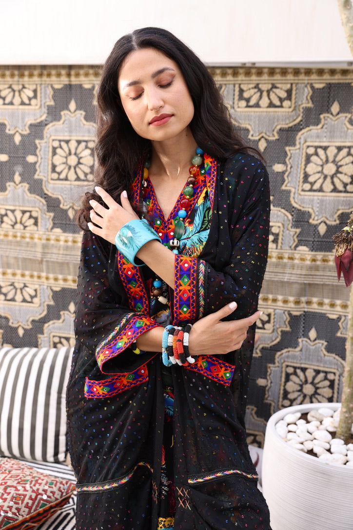 MEENA Thea